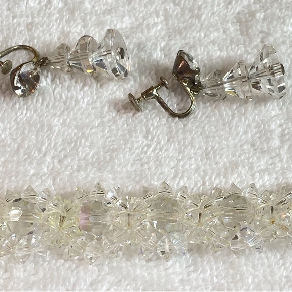 Vintage bracelet and matching earring set. - Picture 8 of 9